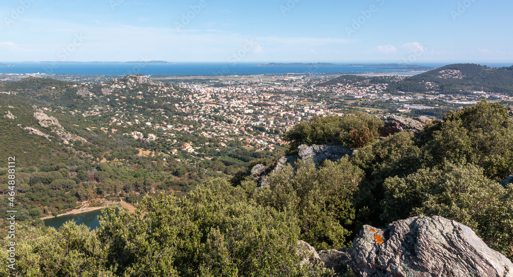 Panorama depuis la Croix du Fenouillet