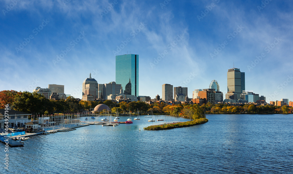 Fototapeta premium Boston Skyline at Autumn showing Charles River Esplanade at early morning with fall foliage. The Charles River Esplanade of Boston, MA, is a state-owned park in the Back Bay area of the city.