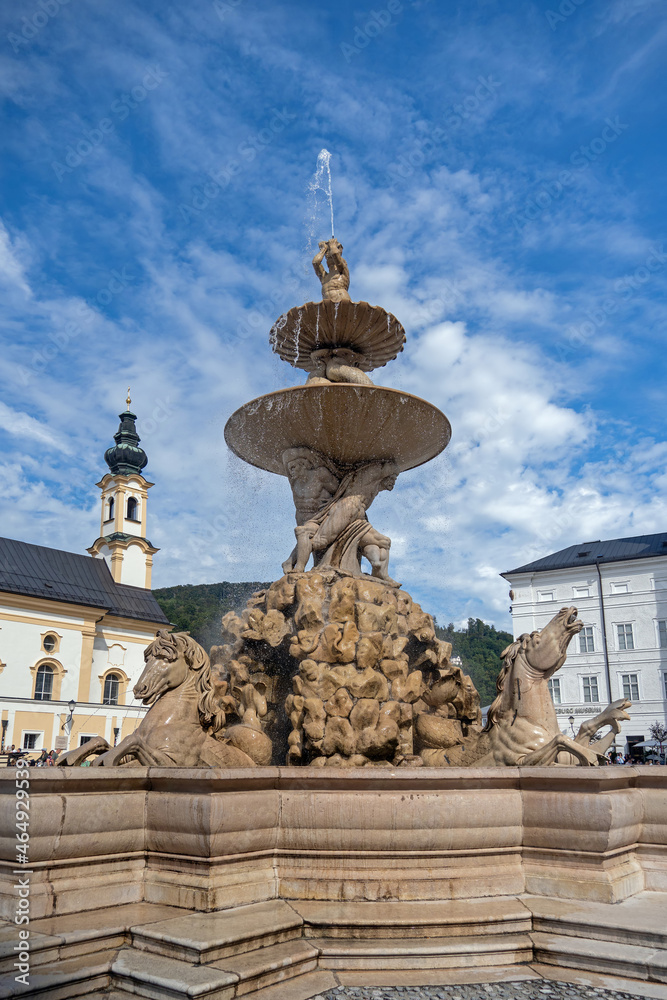 Fototapeta premium Residenzbrunnen, Salzburg