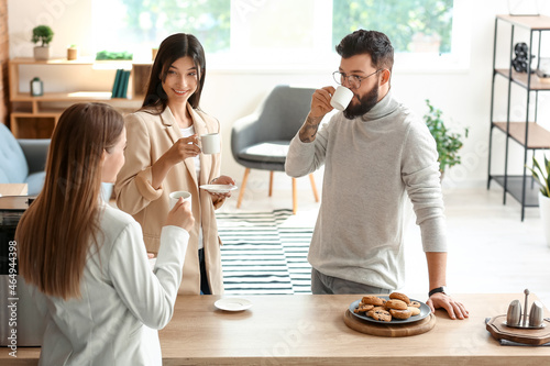 People having coffee break ...