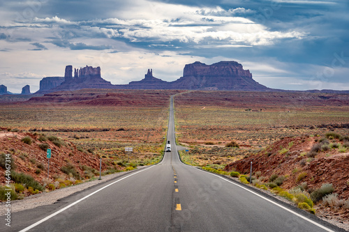 Forest Gump Hill, a scenic lookout at the Monument Valley, USA