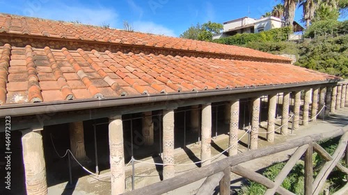 Pompei - Panoramica della Villa dei Misteri dalla rampa di accesso photo