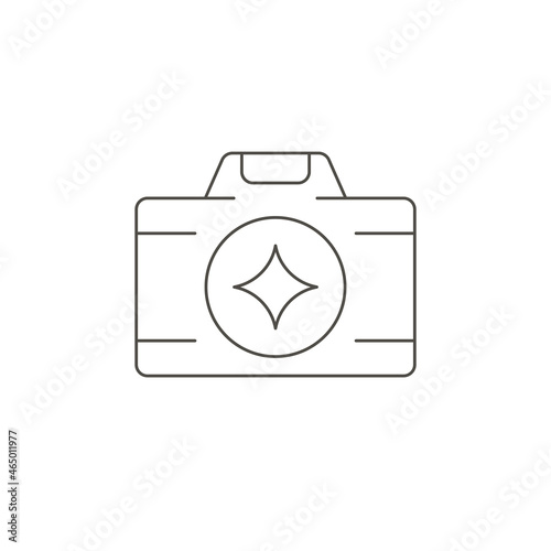 Simple line art camera for shooting taking picture at professional studio, course, hobby logo