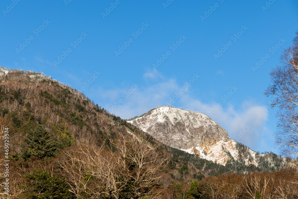雪山 雪山