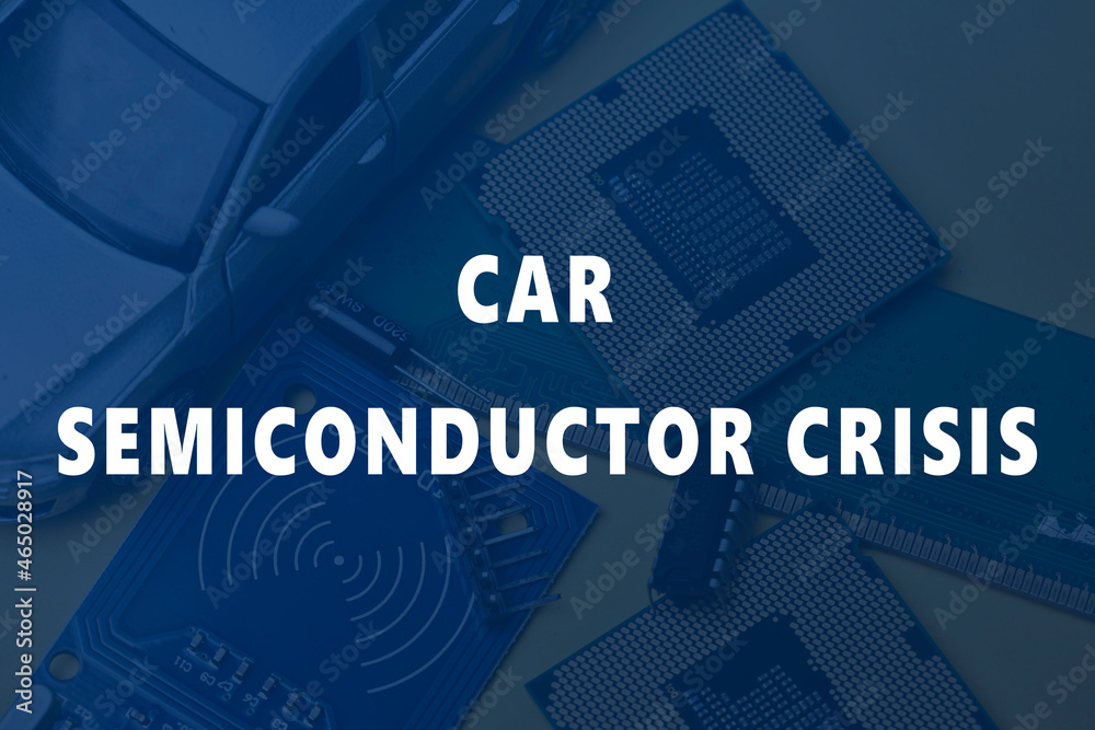 Fotka „CPU chip and semiconductors with car toy. Global car chip shortage. Microchip shortage