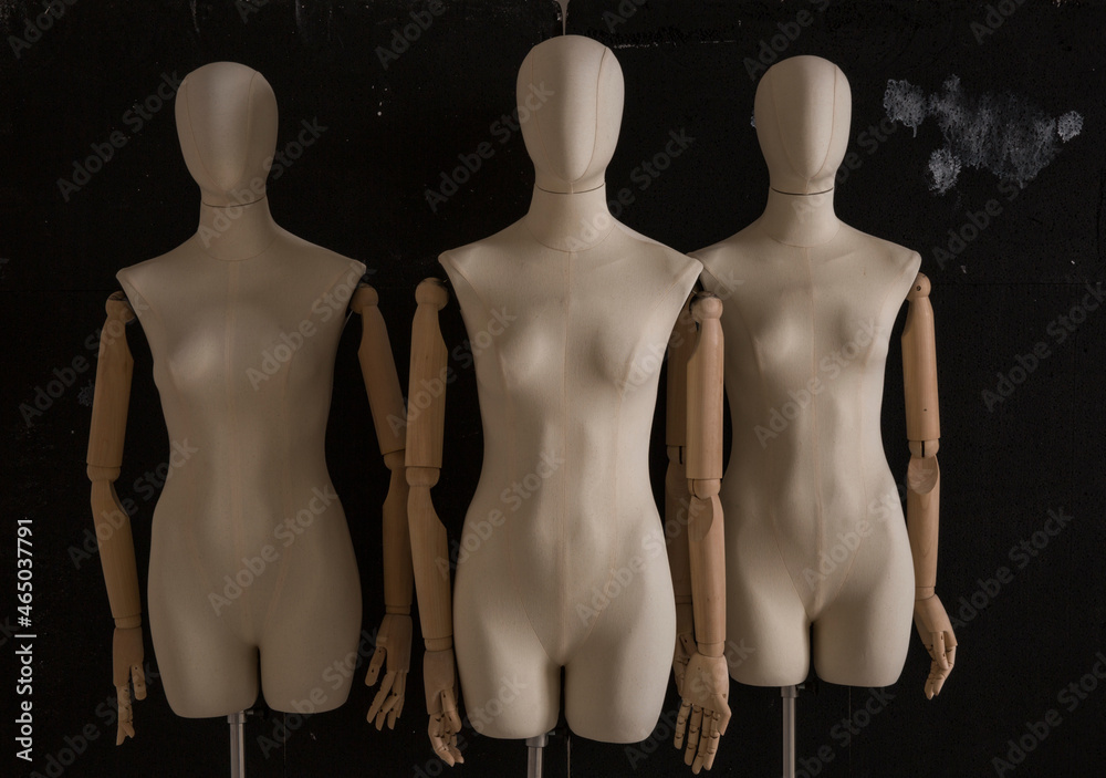 Obraz premium lifeless cloth proofing dummy