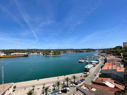 vistas del puerto con barcos en ciutadella, Menorca.