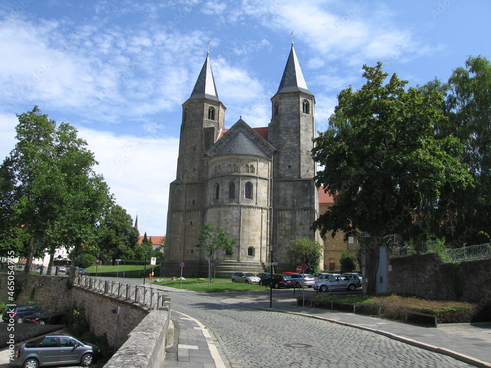 Obraz premium Basilika St. Godehard in Hildesheim