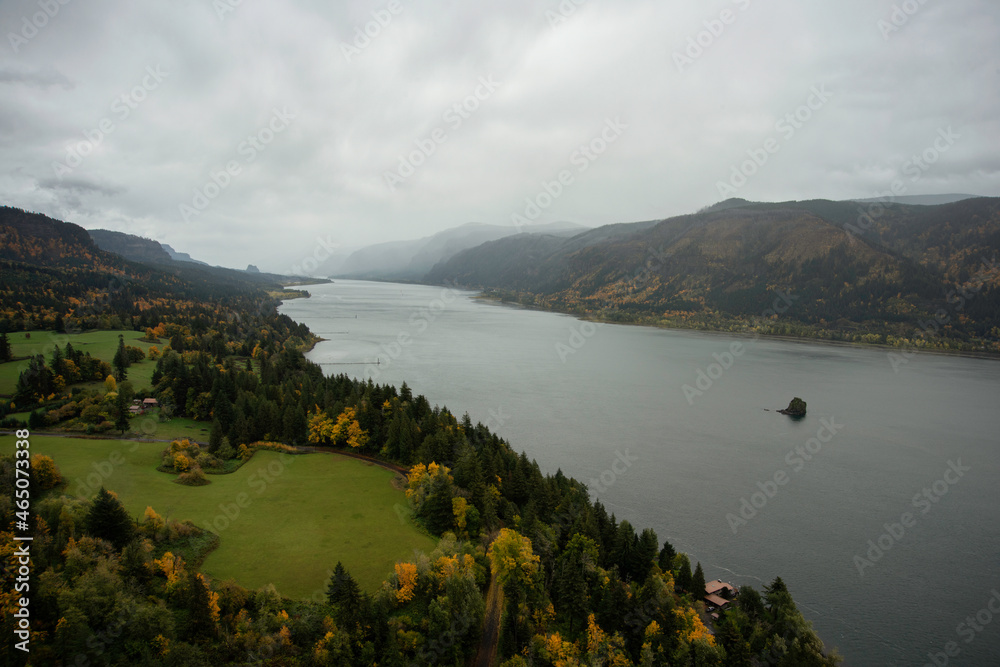 The View from the Cape Horn Overlook in the Columbia River, Washington, Taken in Autumn.tif