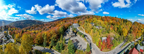Jesień w górach, Beskid Śląski, Sanktuarium Matki Boskiej w Szczyrku