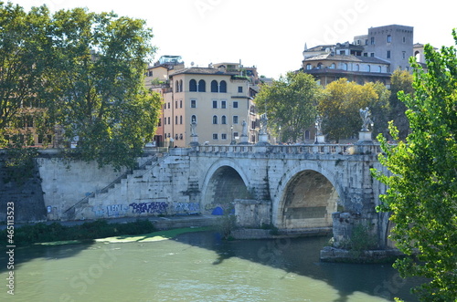 Some photos taken around the ancient and most beautiful city of Rome on a bright sunny day of October. © Medina