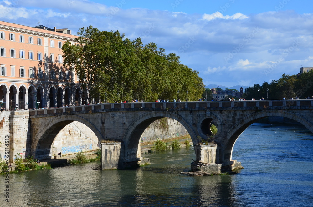 Fototapeta premium Some photos from the ancient and most beautiful city of Rome taken on a bright sunny day of October.