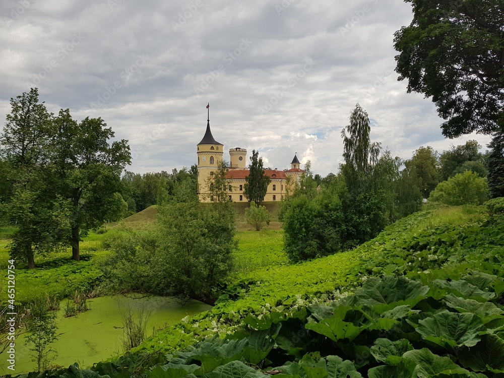 Fototapeta premium Castle on a hill on a cloudy summer day. Russia, St.Peterburg 