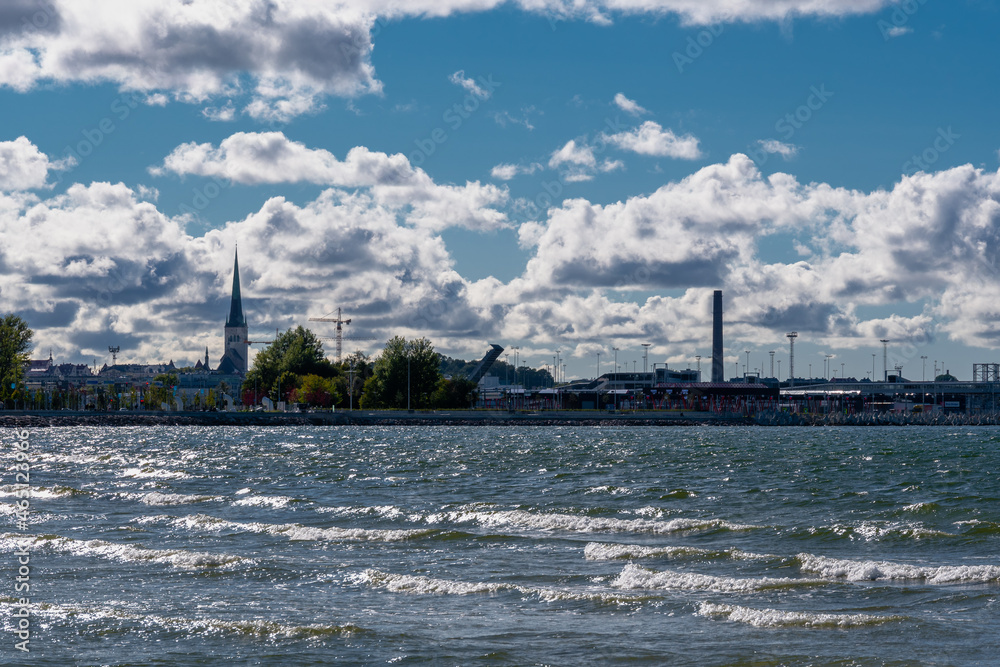 Fototapeta premium 2021-08-21, Tallin, Estonia in summer
