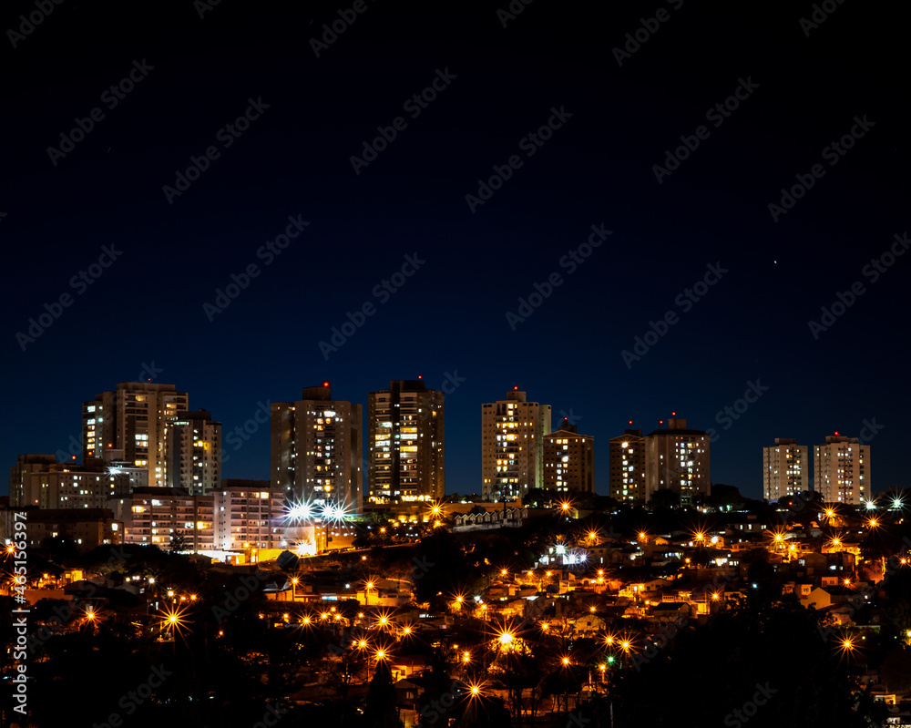 Fototapeta premium Bairro do Anhangabaú, visão noturna, 2019