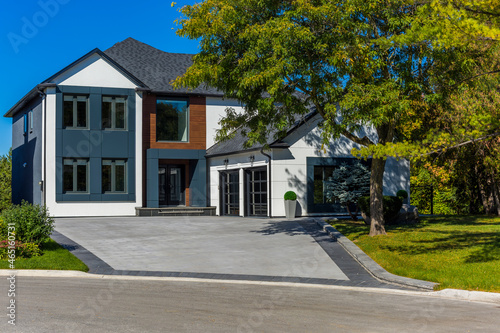 Custom built luxury house in the suburbs of Toronto, Canada photo
