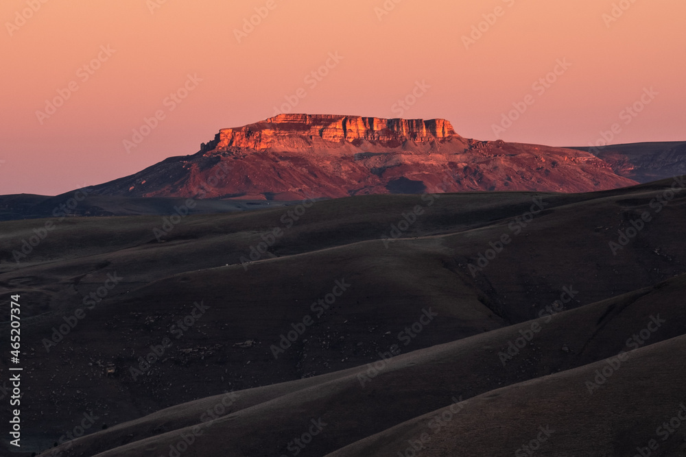 Fototapeta premium Velvet Sunrise (Caucasus Mountains)