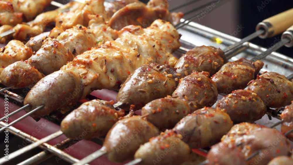 Chinese home grilled chicken skewers on electric stove
Chinese home grilled chicken skewers on electric stove