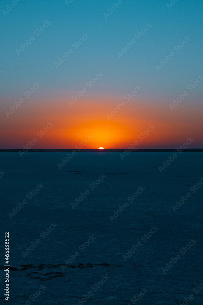 Naklejka premium Sunset on Salt Lake, Lake Tuz, Turkey