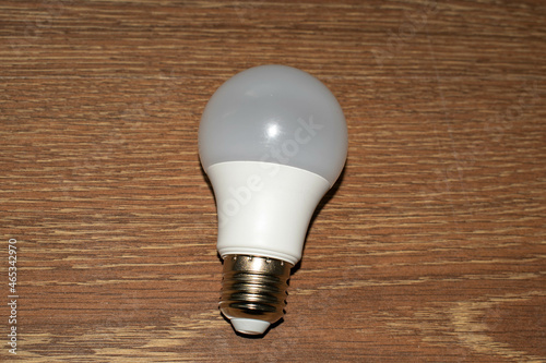 energy-sparkling light bulb for indoor lighting
