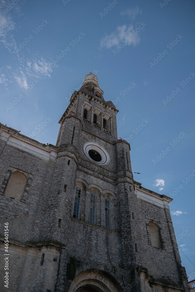 Iglesia de Cuetzalan pueblo mágico de Puebla, México. Iglesia de Cuetzalan pueblo mágico de Puebla, México.