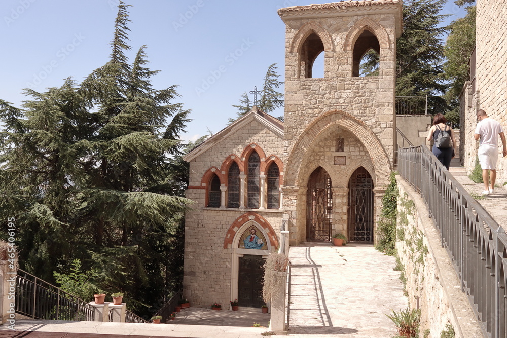 Chiesa di Sant'Angelo ad Orsara, Puglia