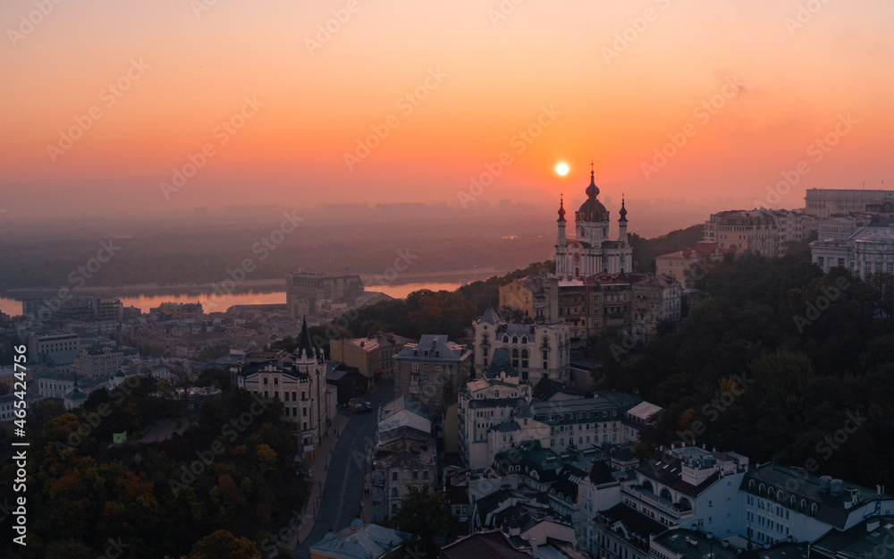 Obraz premium st andrews church kiev monastery aerial