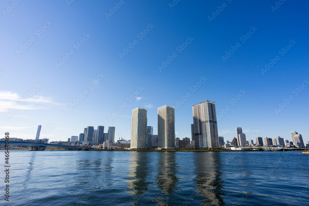 東京ベイエリア　豊洲、晴海運河の風景
