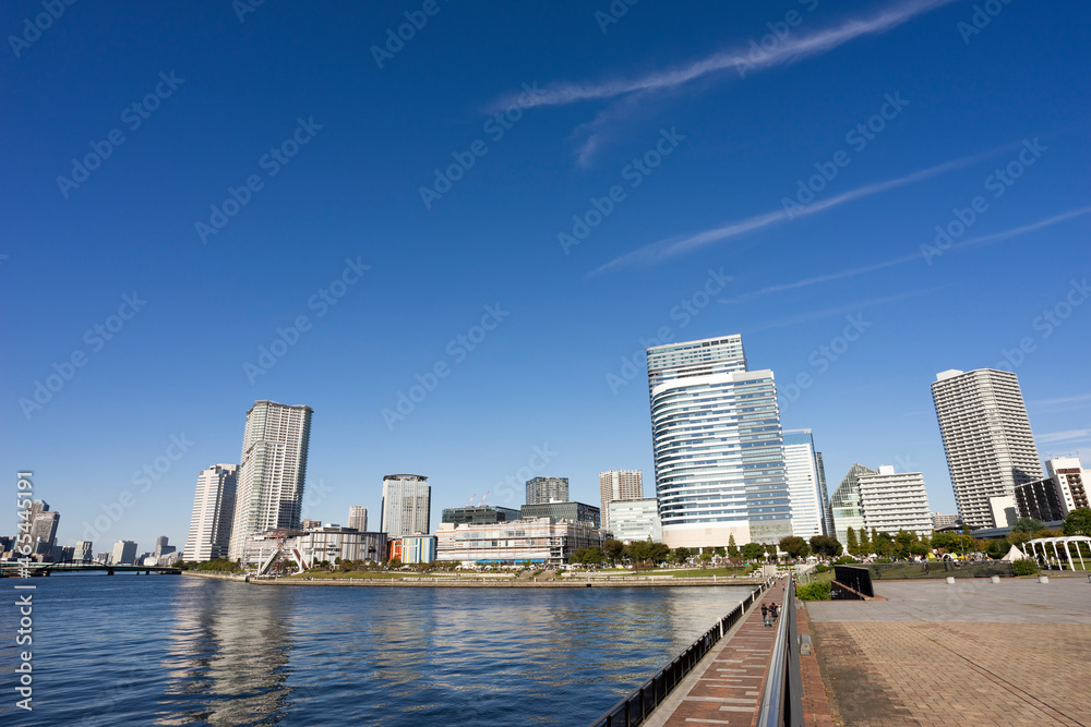東京ベイエリア　豊洲、晴海運河の風景