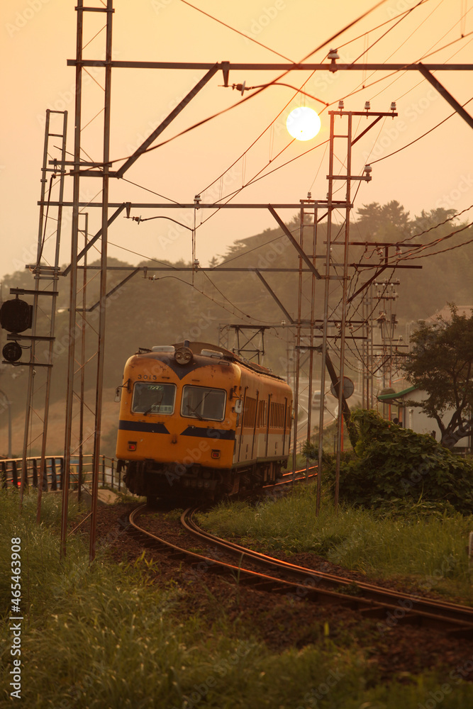 Obraz premium 島根県出雲市松江市の一畑電車