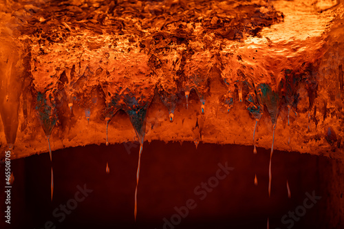 Obraz na płótnie aluminum smelter - furnace - melting - close-up to the inside of the furnace w salonie
