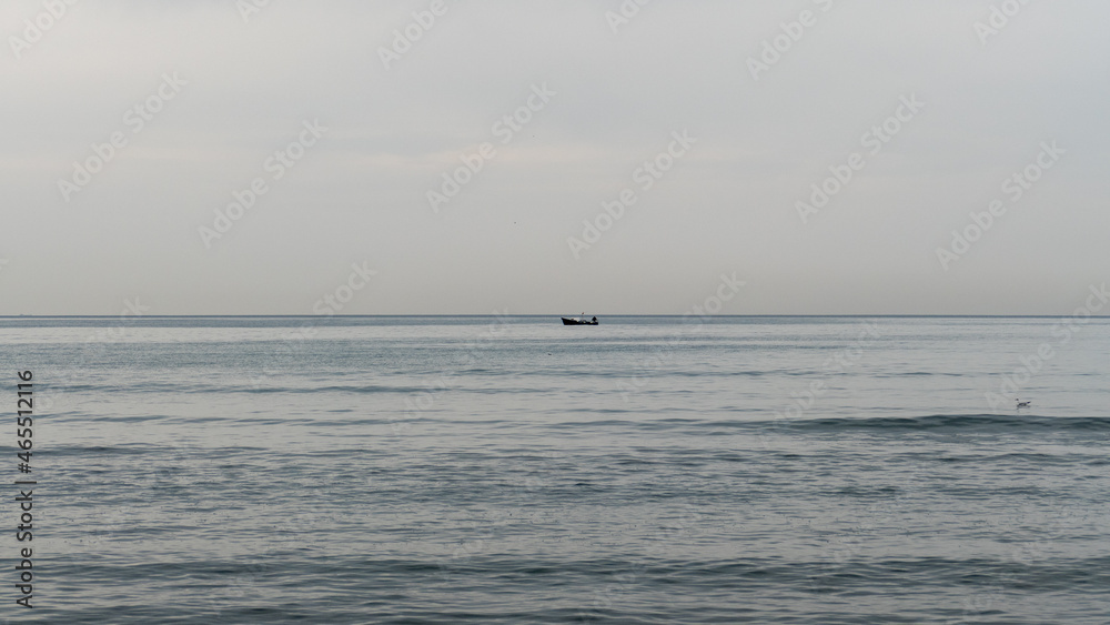 fishing in the sea, a boat on the sea, a fishing boat wallpaper