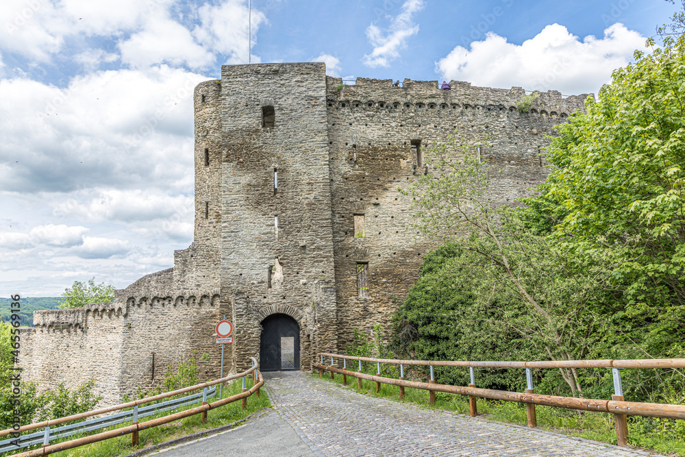 Obraz premium old castle Hohenstein in Hesse