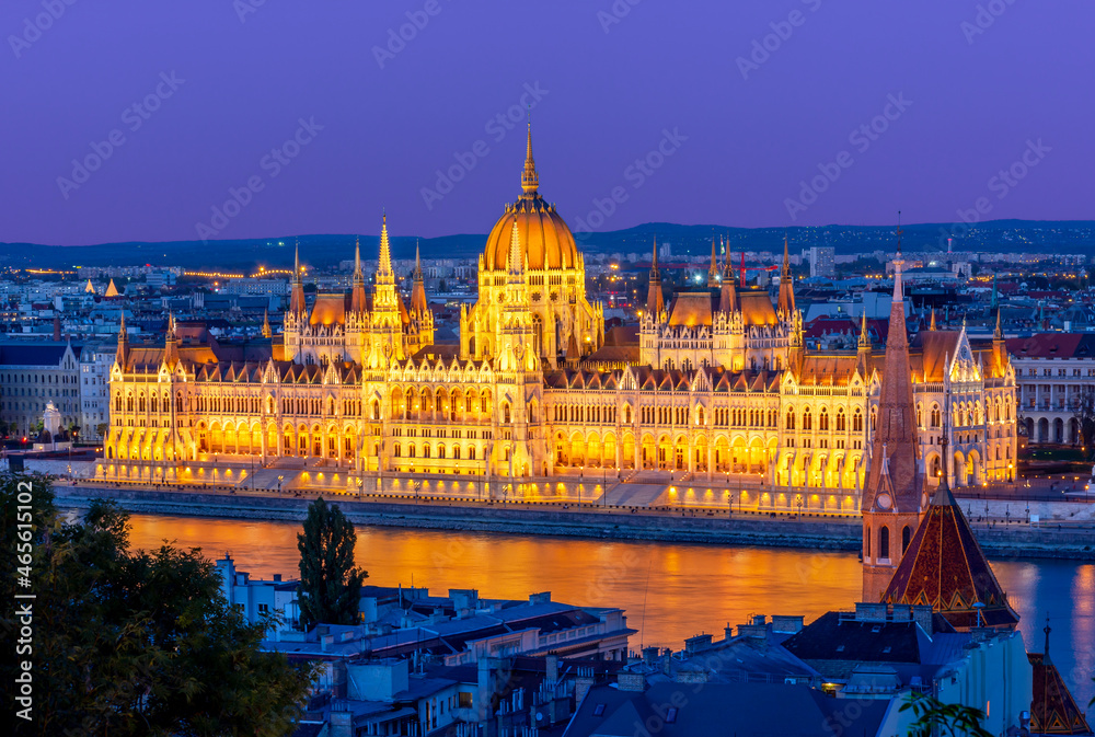 Hungarian Parliament building and Danube river at sunset, Budapest, Hungary