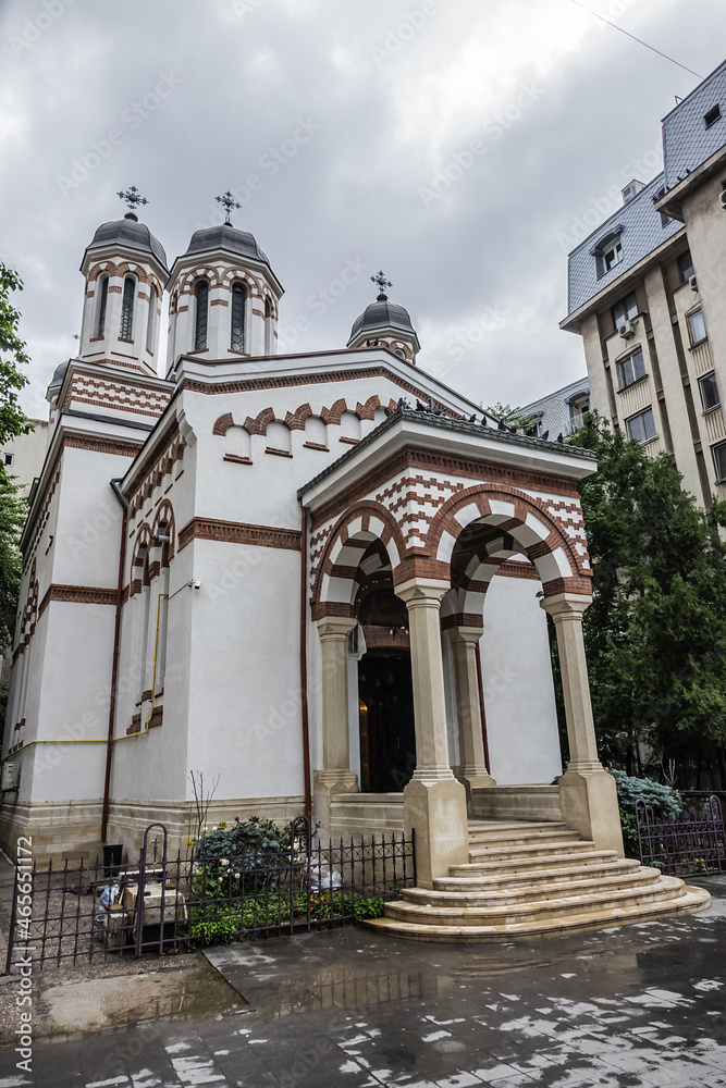 Zlatari Church (Biserica Zlatari, XIX century) - small Orthodox church in the historic center of Bucharest on Victory Avenue (Calea Victoriei). Bucharest, Romania.