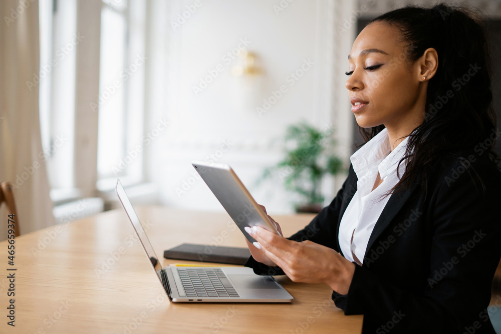 The manager works in the office. The financier checks the balance online. A female lawyer prints a message to clients by mail. The administrator surf the Internet on a laptop. The manager works in the office. The financier checks the balance online. A female lawyer prints a message to clients by mail. The administrator surf the Internet on a laptop.