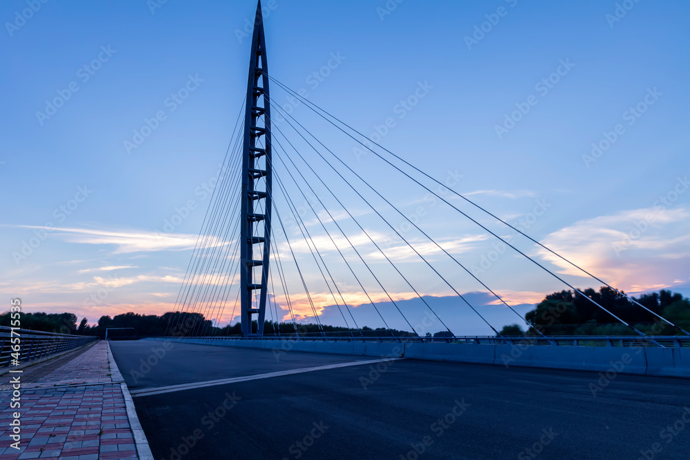 The bridge in the evening