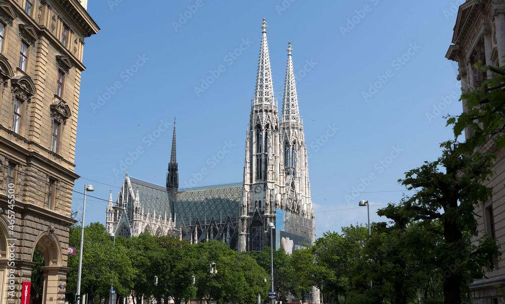 Obraz premium Austria Vienna Vow Church on a sunny summer day 