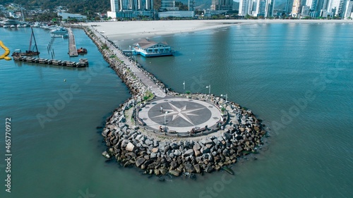 Molhe da Barra Sul em balneário Camboriú no estado de Santa Catarina Brasil