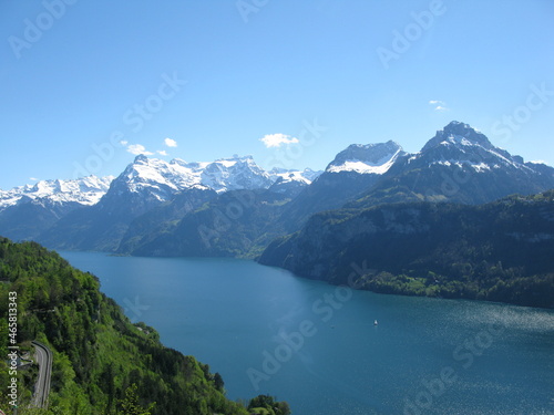 Die Schweizer Berge. Jungfrau, Eiger, Mönch © Osioli