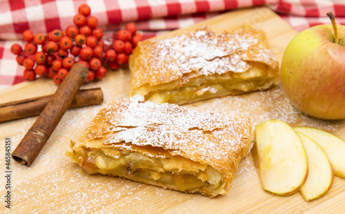 Strudel with apples. A wonderful dessert made of puff pastry.