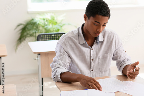 African-American student pa...