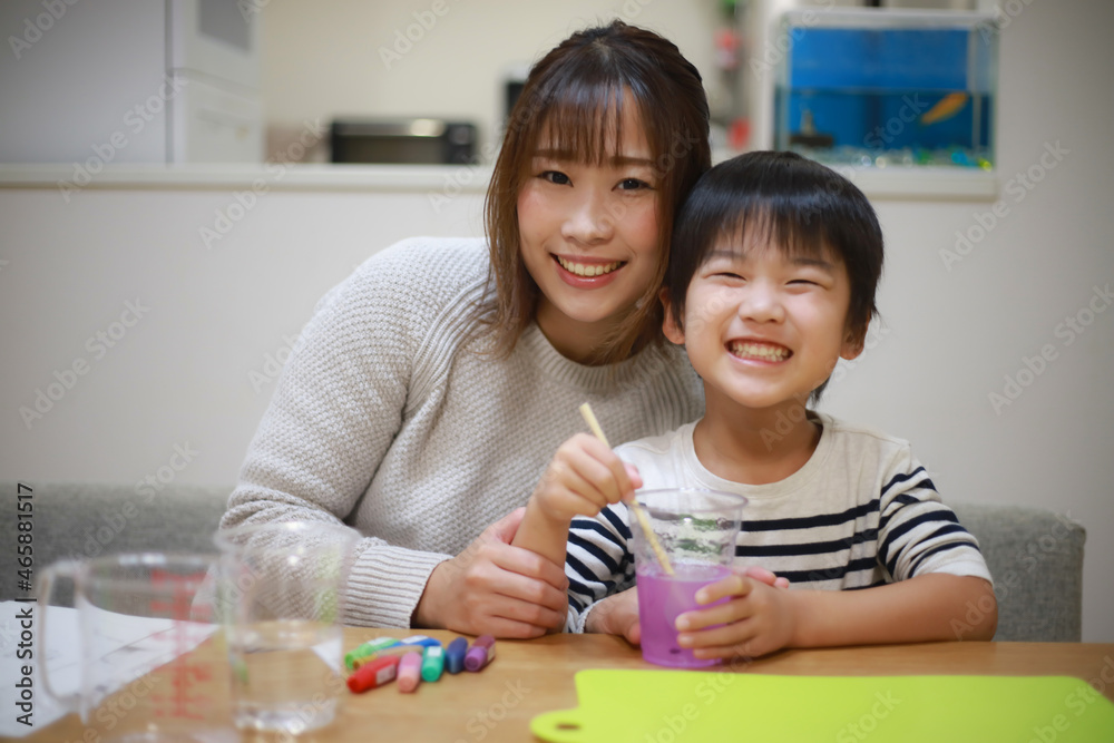 スライムを作る親子 スライムを作る親子