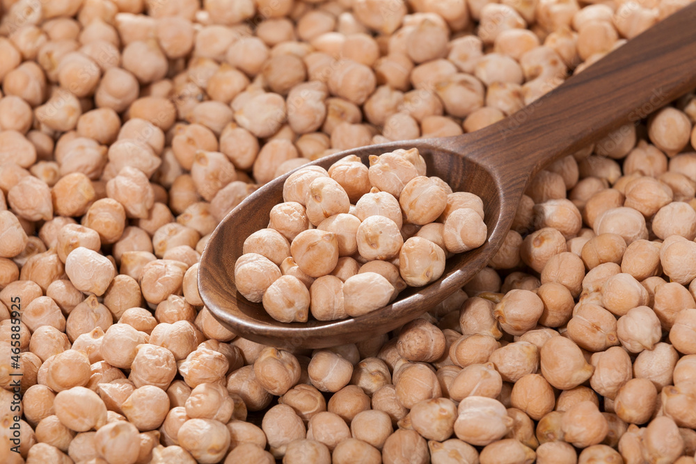 Cicer arietinum - Raw Grains Of Chickpea; Legume With Important Culinary And Nutritional Qualities Cicer arietinum - Raw Grains Of Chickpea; Legume With Important Culinary And Nutritional Qualities