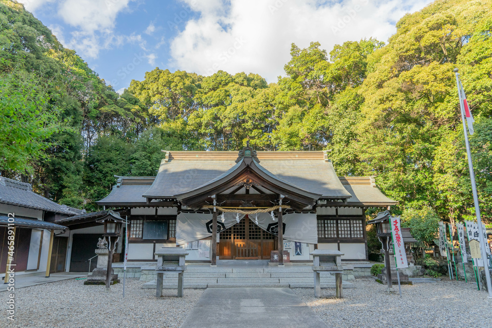 白山神社