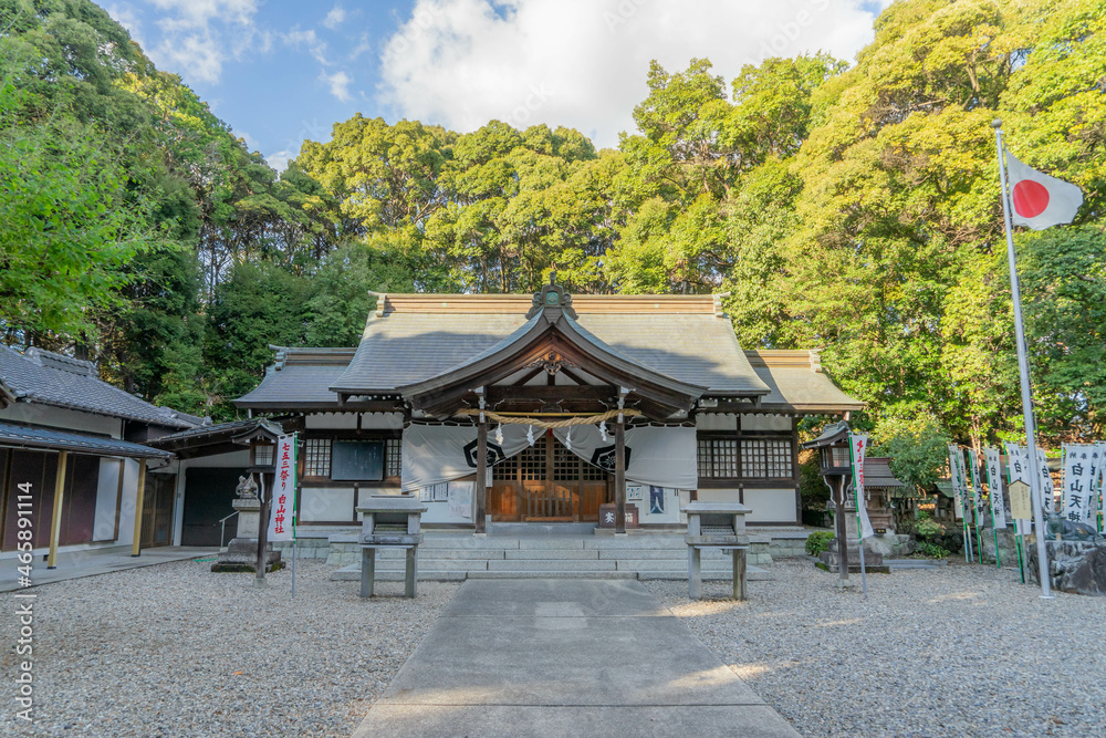 白山神社