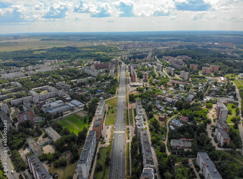 Aerial view of Russia Avenue (Kirovo-Chepetsk, Kirovskaya Oblast, Russia)