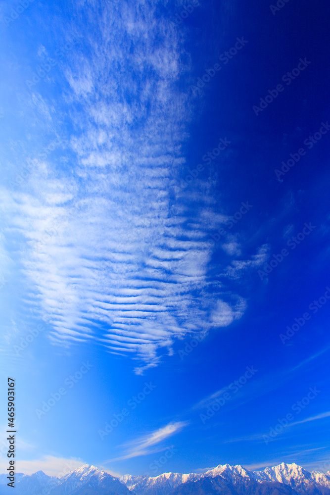 鹿島槍ヶ岳など北アルプスと秋空, 大町市,長野県 鹿島槍ヶ岳など北アルプスと秋空, 大町市,長野県