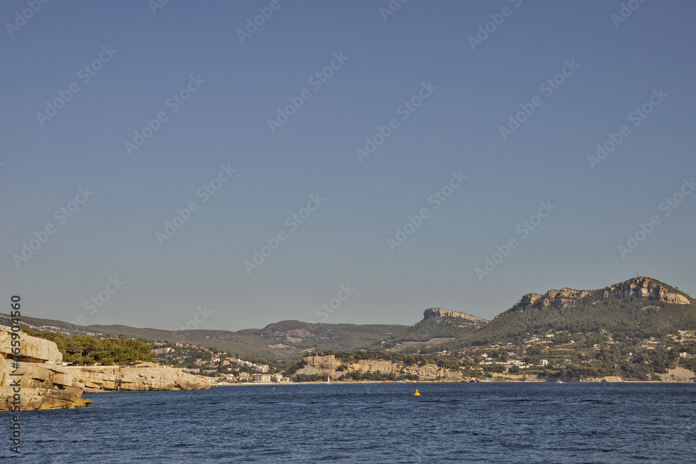 le Cap Canaille vue de la mer