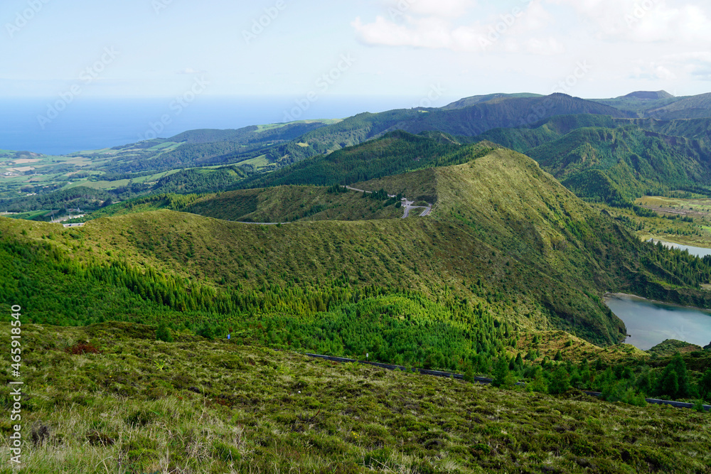 Fototapeta premium viewpoint over lake fogo on the azores